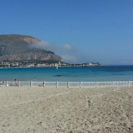 Homestay Mondello Alloggio Palermo